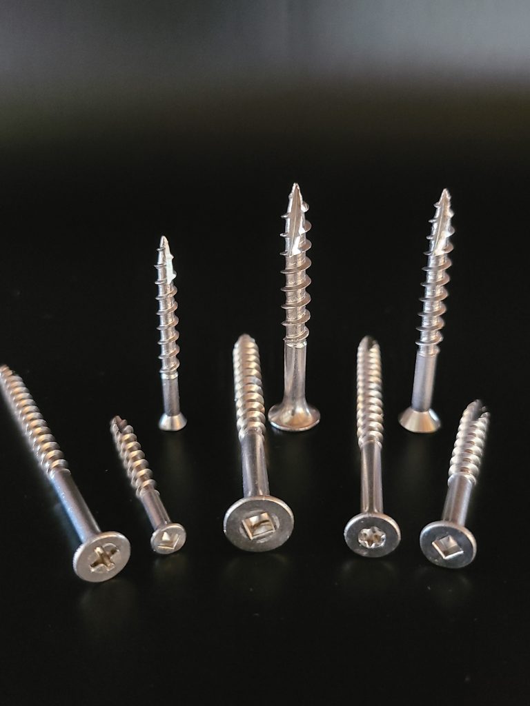 11 DECK SCREWS BUGLE FLAT TRIM HEAD SIX LOBE PHILLIP SQUARE DRIVE